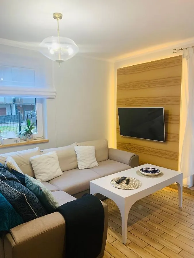 Malva Sun Apartment z ogródkiem Kołobrzeg
